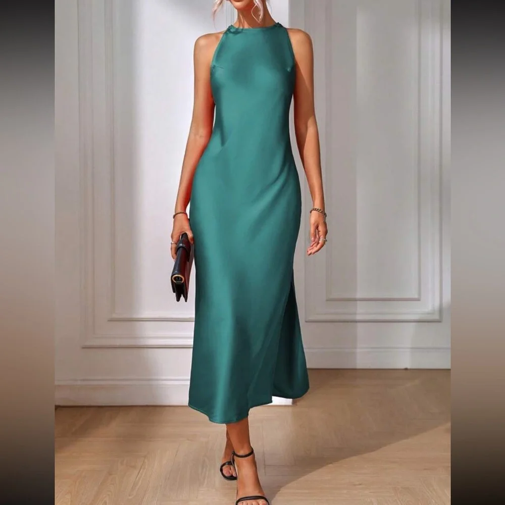 Elegant Pink Sleeveless Satin Dress